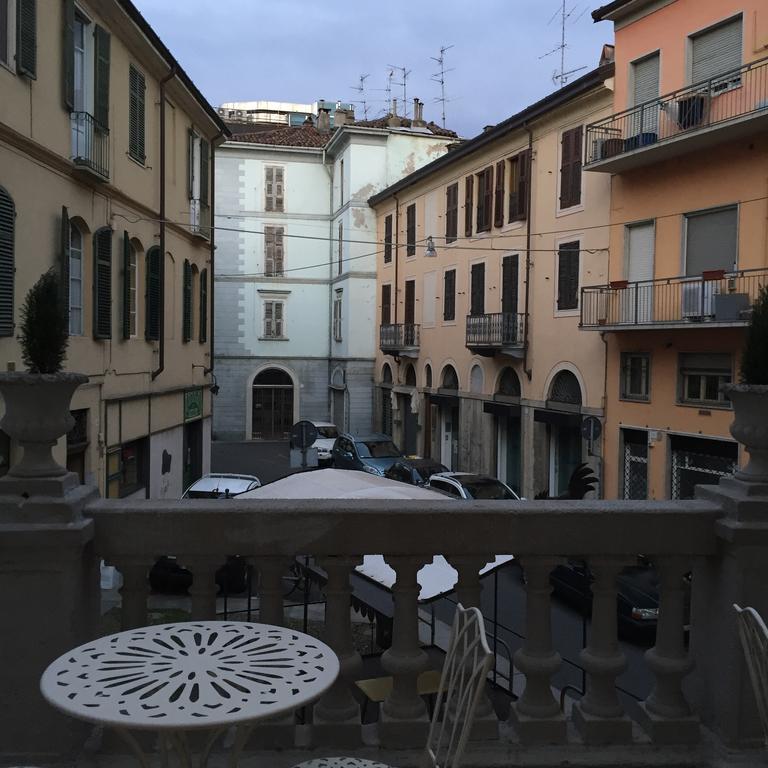 La Terrazza Vercelli Bed & Charme Exterior foto